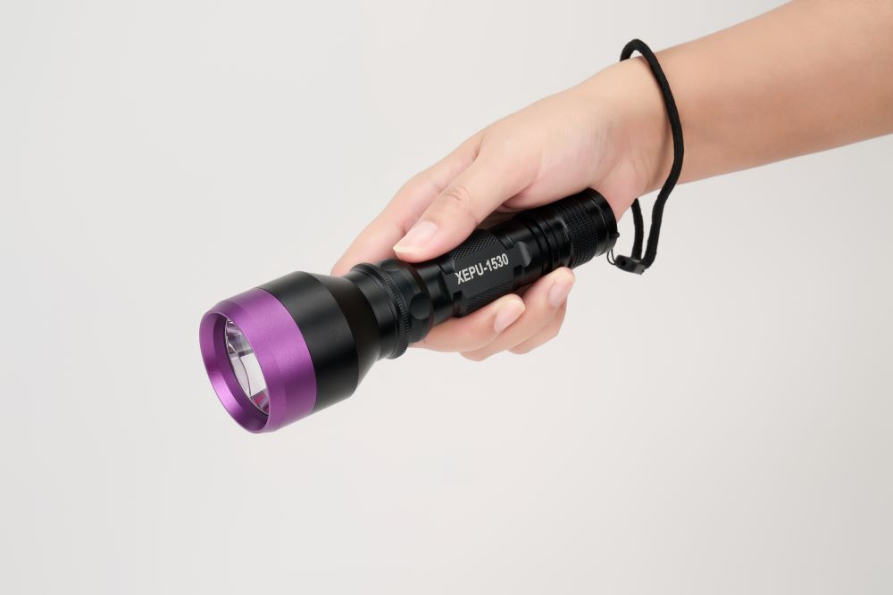 XEPU-1530高强度紫外线手电筒